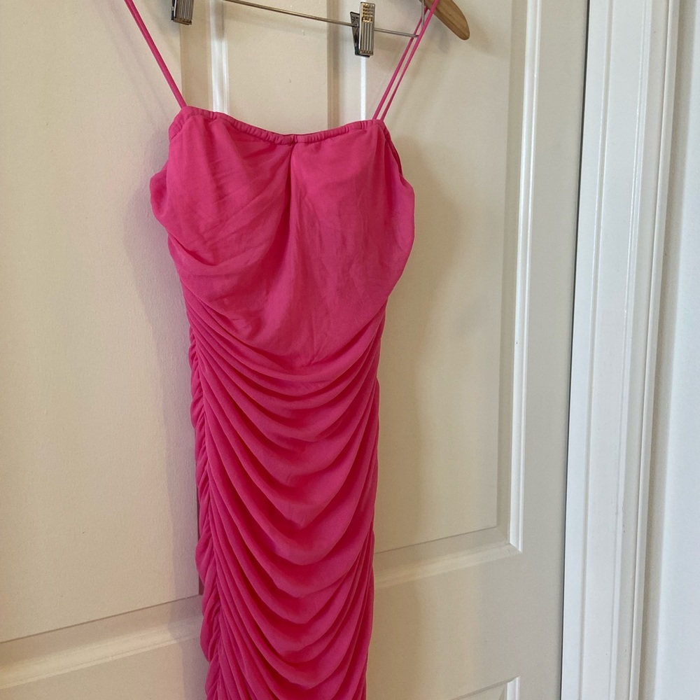 NWT Superdown Emmie Mesh Mini Dress Hot Pink Ruched Mesh Bodycon Revolve Sz M - Picture 3 of 10